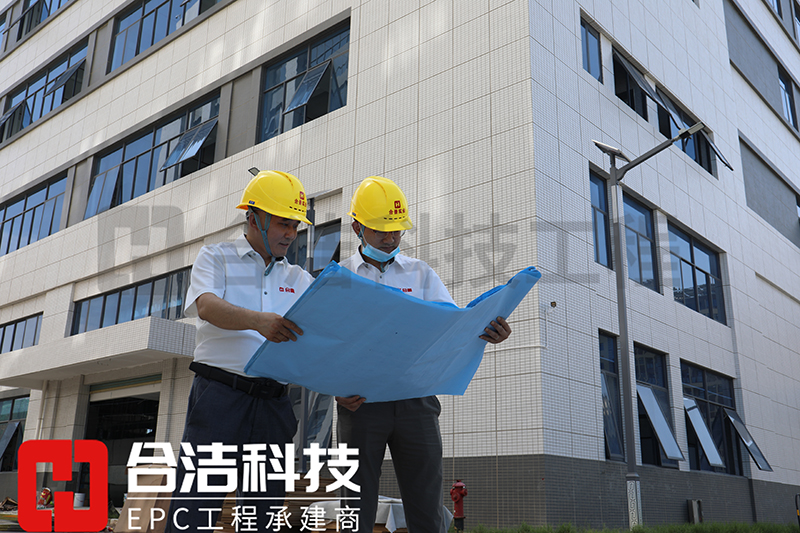 潔凈無(wú)塵車(chē)間的圖