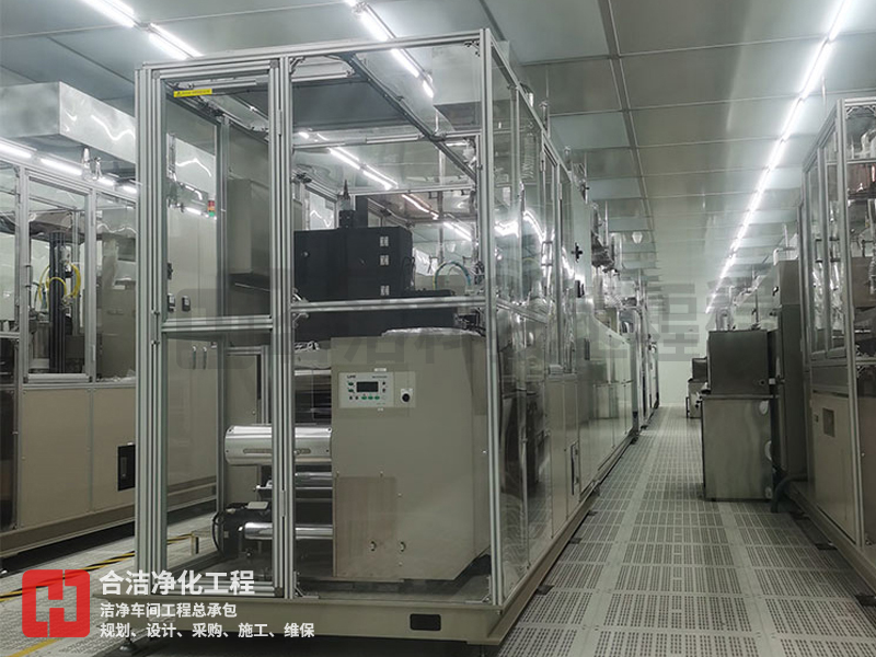 百級(jí)電子無(wú)塵車(chē)間的圖片